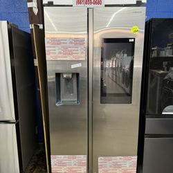 26.7 cu. ft. Side-by-Side Smart Refrigerator with 21.5" Touch-Screen Family Hub - Stainless Steel