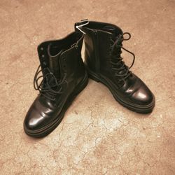 A New Boots Size 9.5