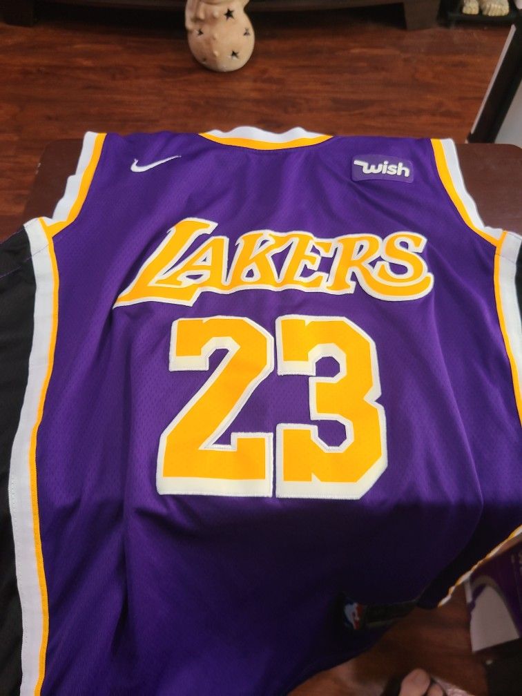  LeBron James Los Angeles Lakers NBA Jersey Brand New Purple Yellow  Size 48