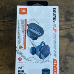JBL Endurance Race TWS - Waterproof true wireless active sport earbuds, JBL Pure Bass Sound, Up to 30 hours of battery life, IP67 Waterproof and Dustp