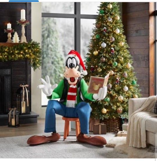 Goofy Christmas Animated Disney