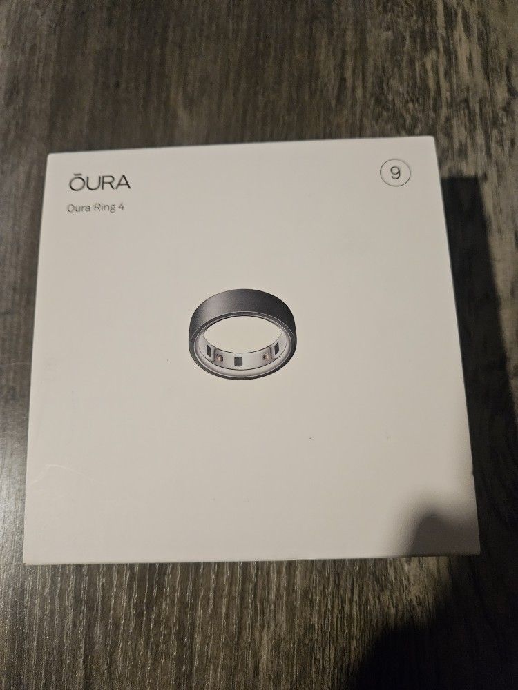 Oura Ring 4 Stealth Size 9