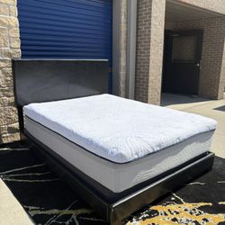 Queen Bed 🛏️
