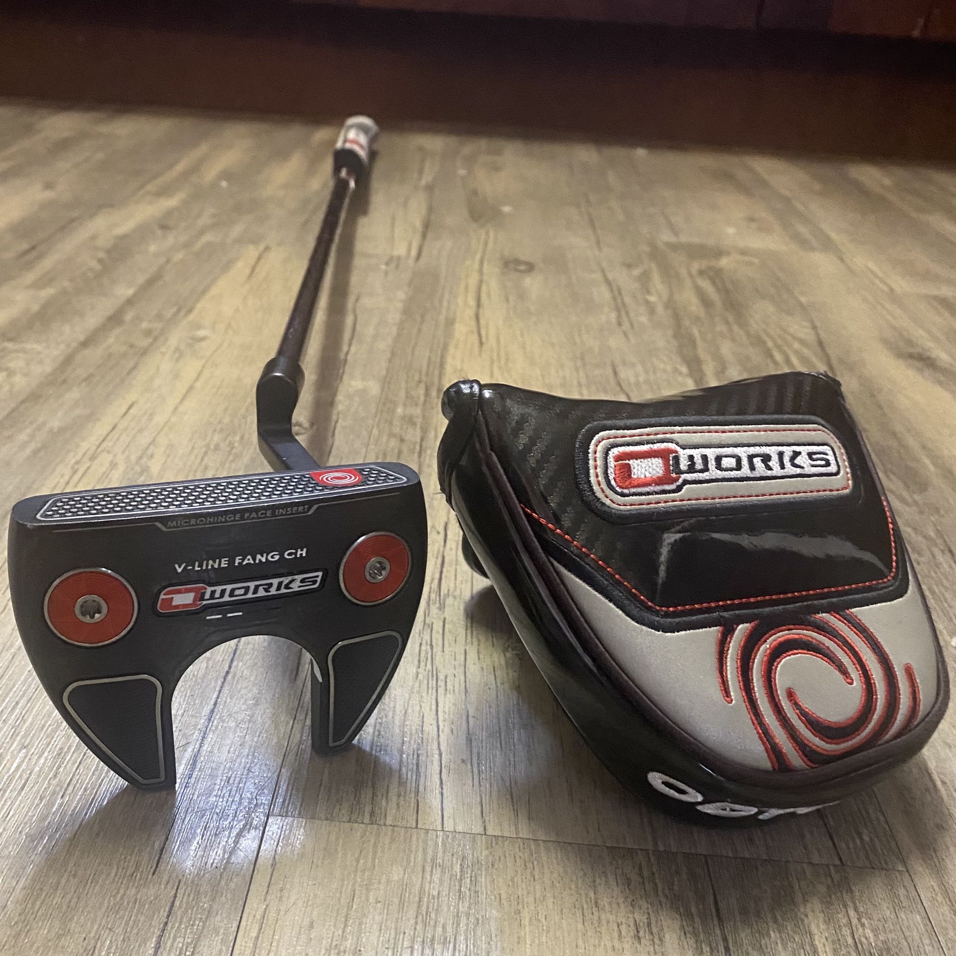 Odyssey O Works V-line Fang Ch Putter With Head Cover SuperStroke Grip
