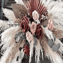 over painting Enhance Your Wedding with Elegant Ceremony Accessories
