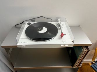 Audio-Technica AT-LP3 Fully Automatic Turntable