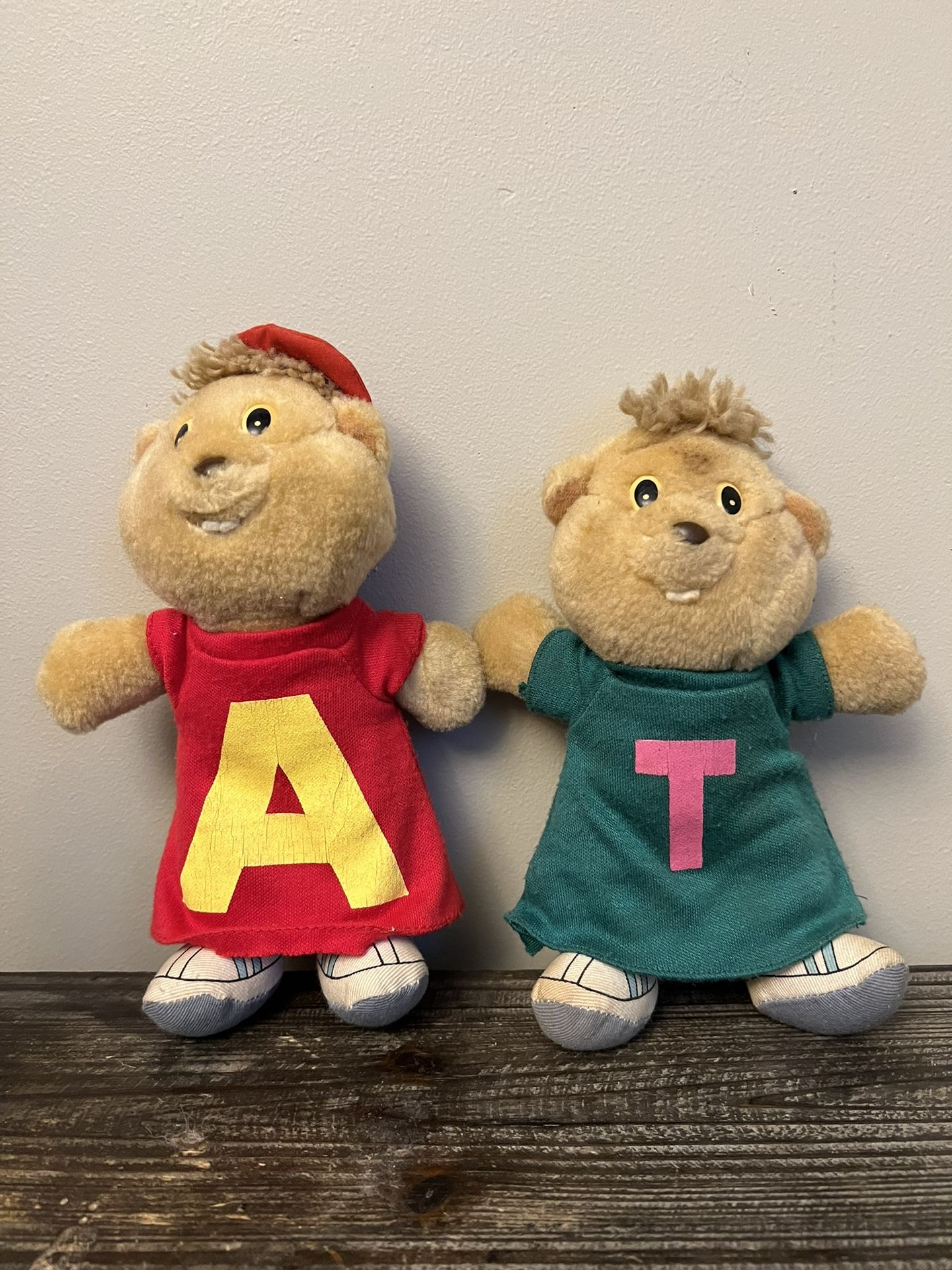 Vintage set of Alvin And The Chipmunks Plush Animals 