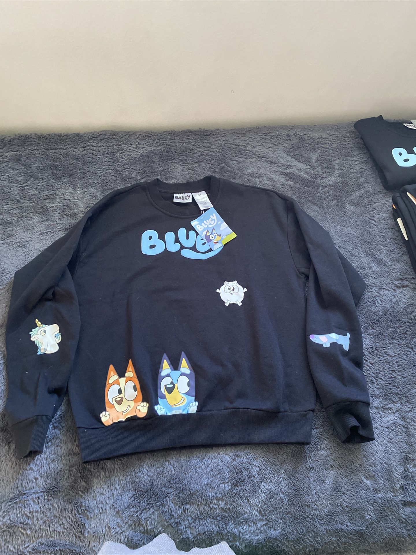 BLUEY Crew Neck Black Long Sleeve Sweatshirt New