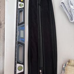 Level with slope readout