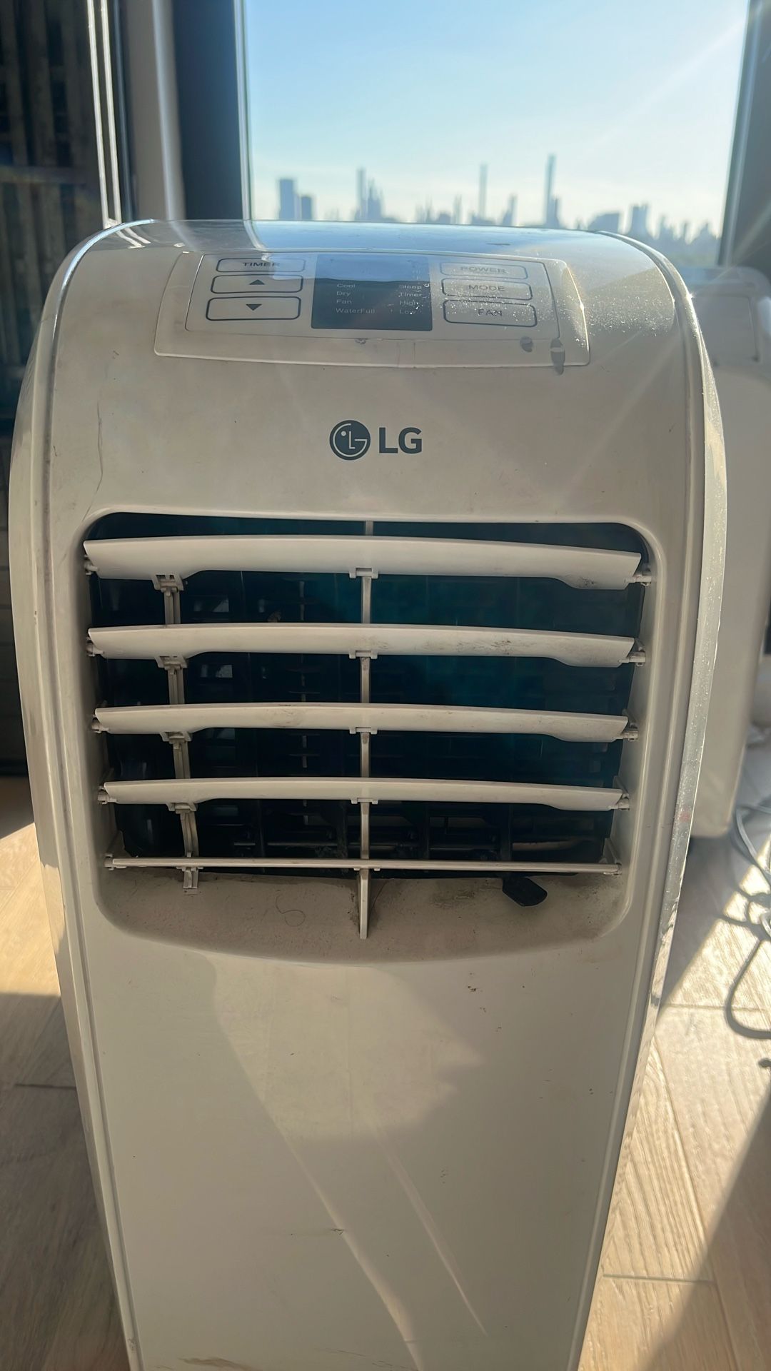 LG Portable a/c Unit