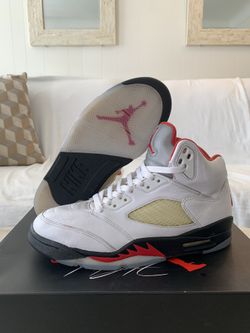 Air Jordan Retro 5 Fire Red - SIZE 8