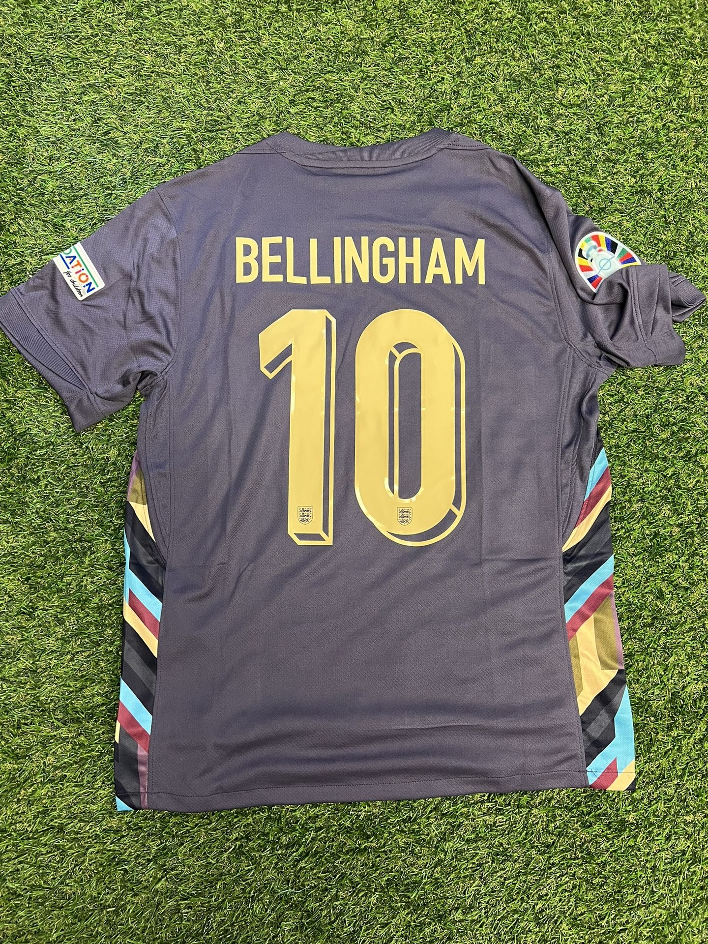Jude Bellingham Jersey England #10 Medium Men’s (All Sizes Available)