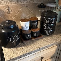 Rae Dunn Kitchen Set