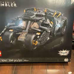 BATMOBILE TUMBLER