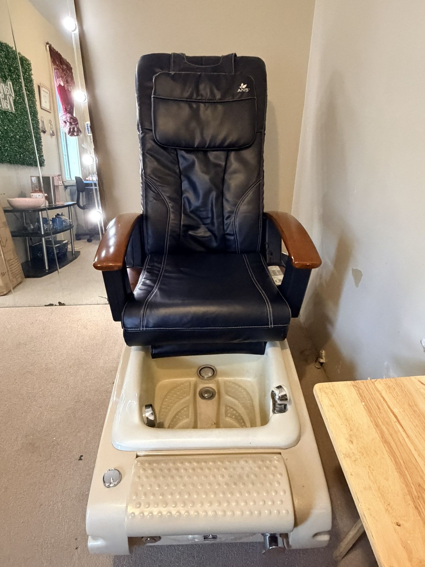 Pedicure chair
