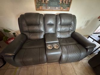 Power Reclining Sofas