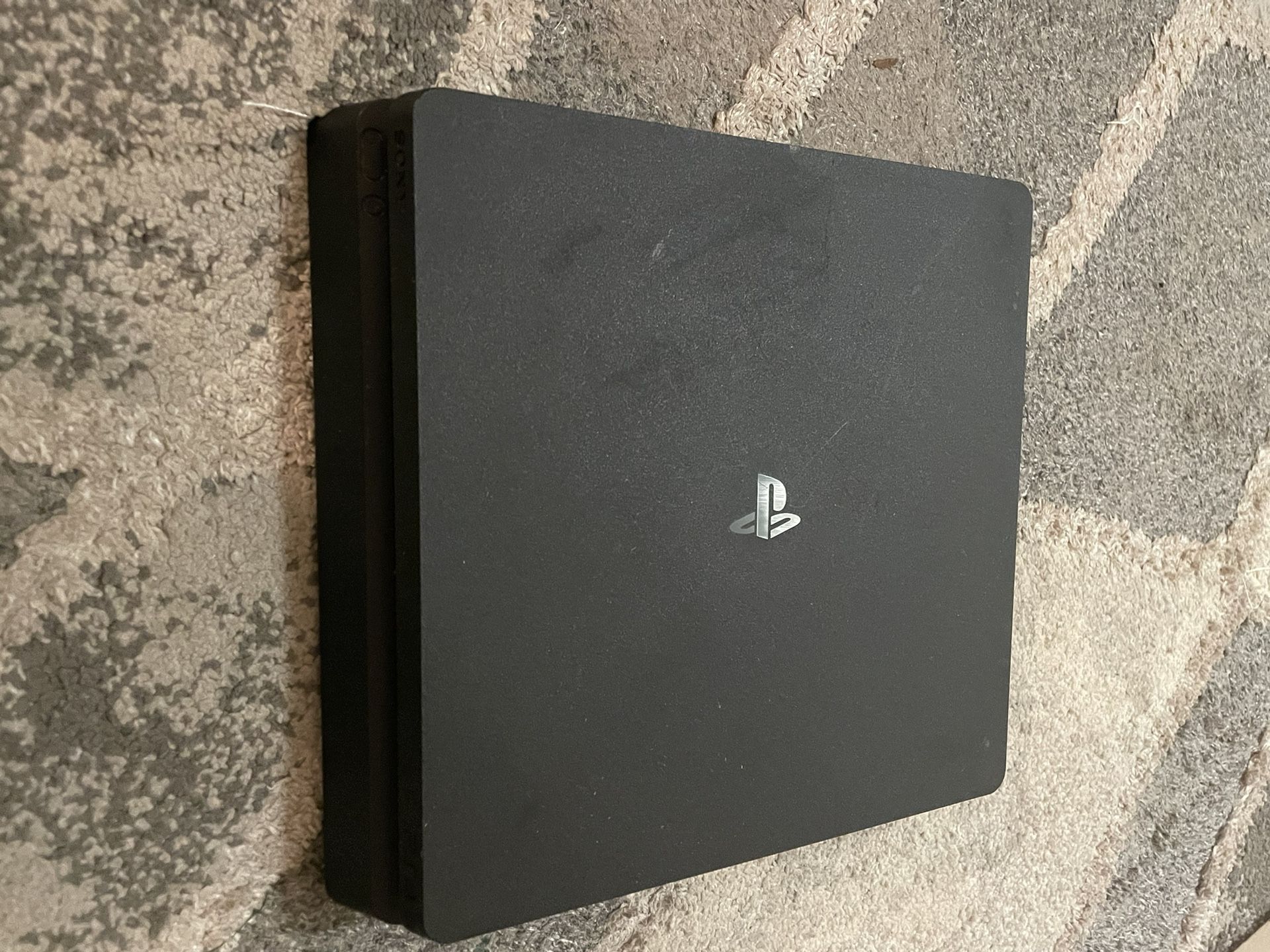 Used PS4 