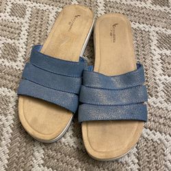 Koolaburra by UGG Blue Metallic Slide Sandals Sz 8