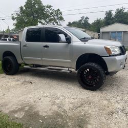 2005 Nissan Titan