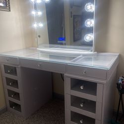 Impressions SlayStation® Pro 2.0 Tabletop + Hollywood Glow Plus Mirror w/Bluetooth + 4 Drawer Units