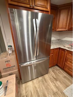 LG 26 cu. ft. Smart Counter-Depth MAX French Door Refrigerator