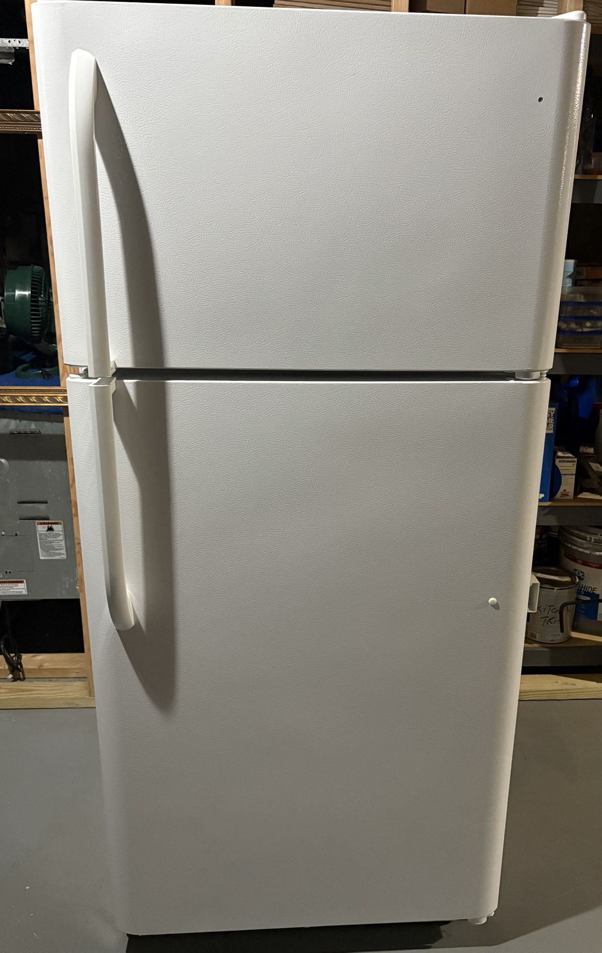 Frigidaire Refrigerator (Like New)