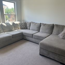 Sectional couch