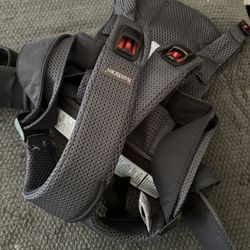 Baby bjorn Carrier 