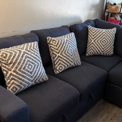 Jerome’s Furniture Blue Sectional 