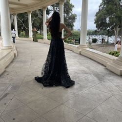 Black Prom/Hoco Dress Or wtv occasion desire. 