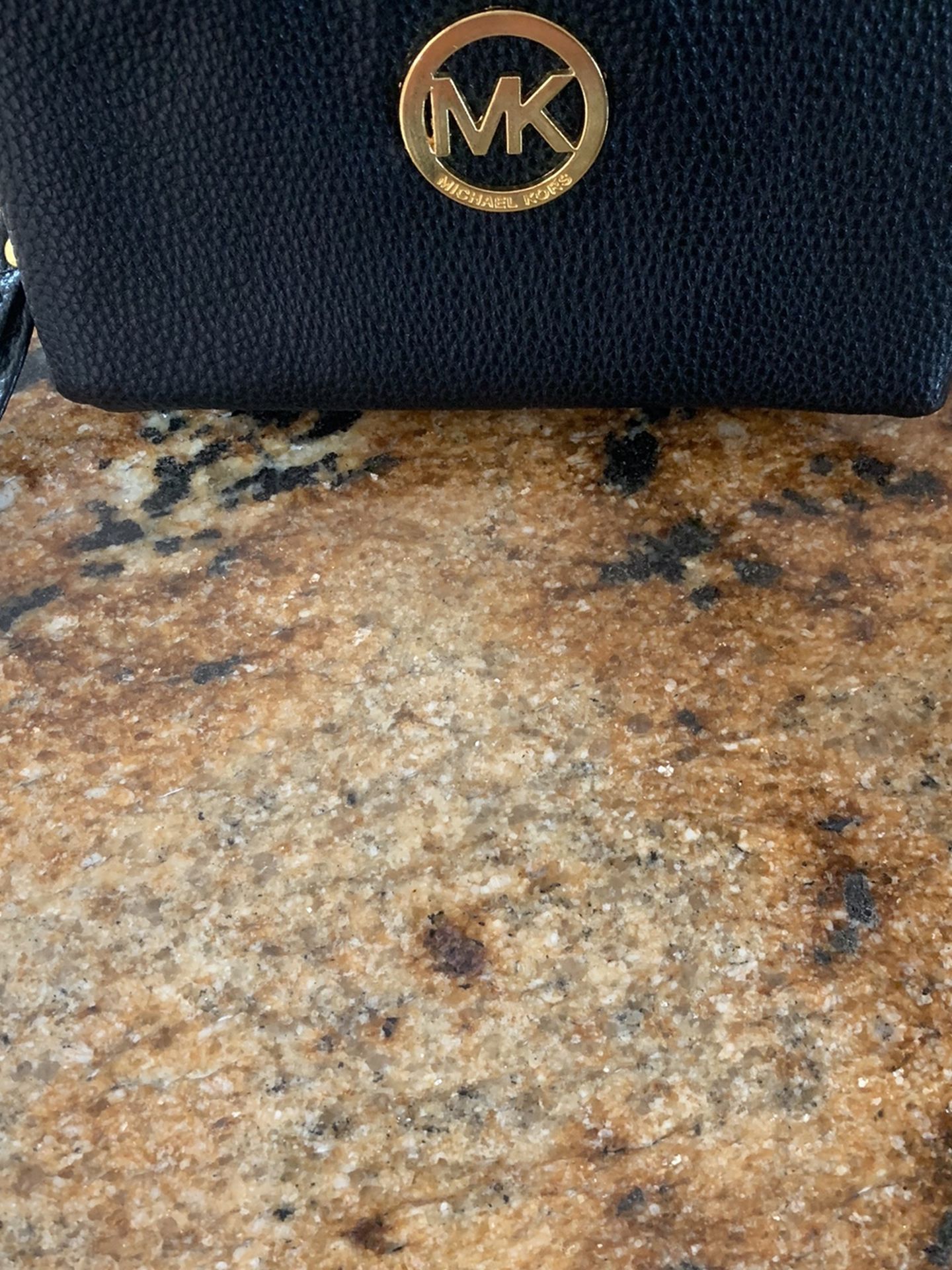 Real Walla Michael Kors brand-new