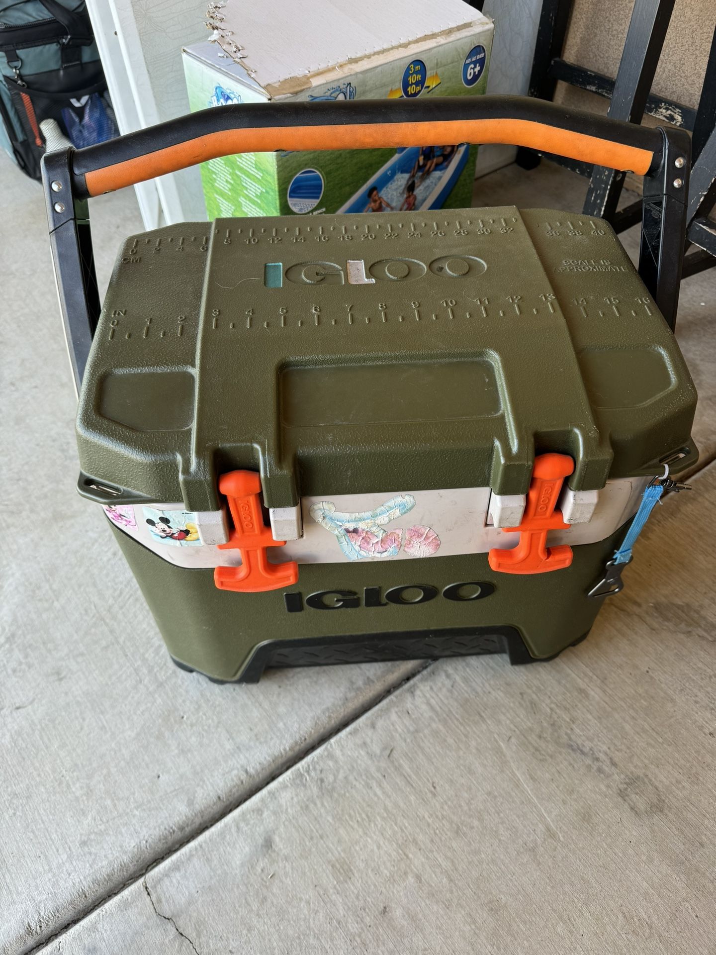 25 QT Igloo Cooler