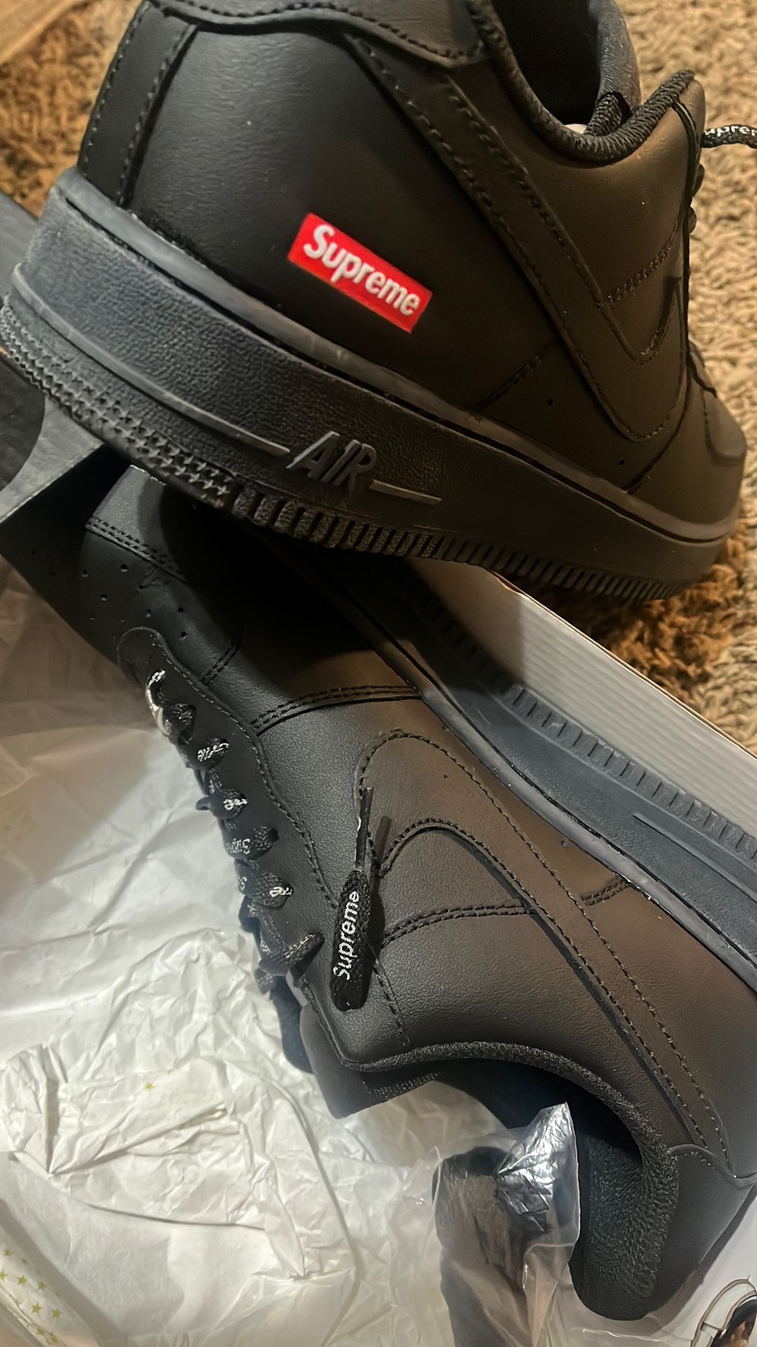 $110 Air Force 1 Supreme 11.5