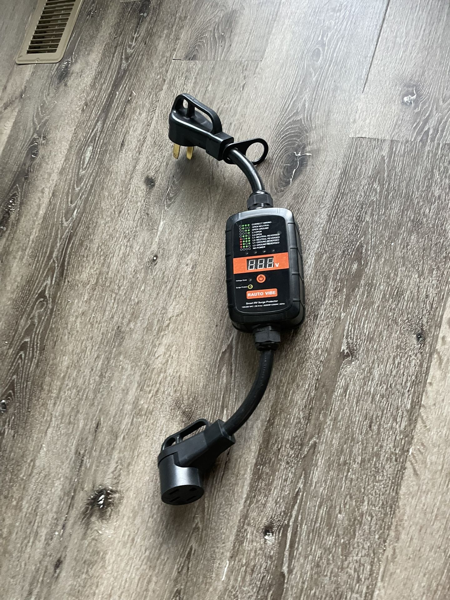 Portable Surge Guard Auto/RV Power Protector