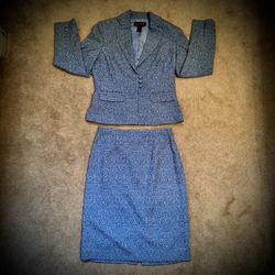 #100 Blacker By Stanley Blacker 2 Piece Women’s Skirt Suit 