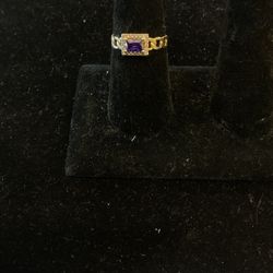 10k Ring With Cuban Link Band & Purple Stone 40917-1