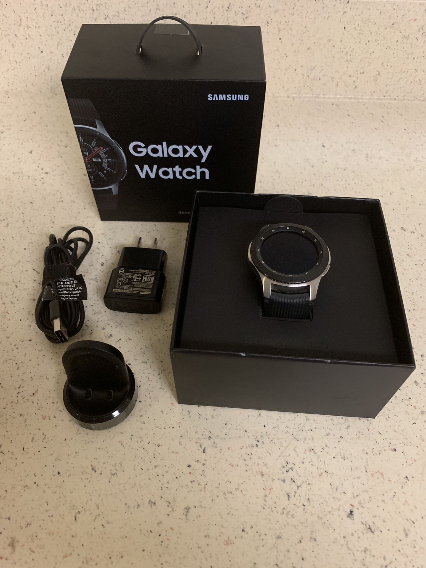 Galaxy Watch LTE / Wi-Fi Had it for 3 months and barley used.