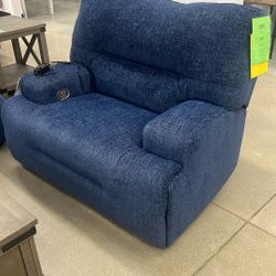 Wide Seat Recliner 