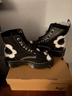 Doc Martins size 9
