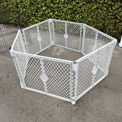 Dog Fence - Sturdy Plastic