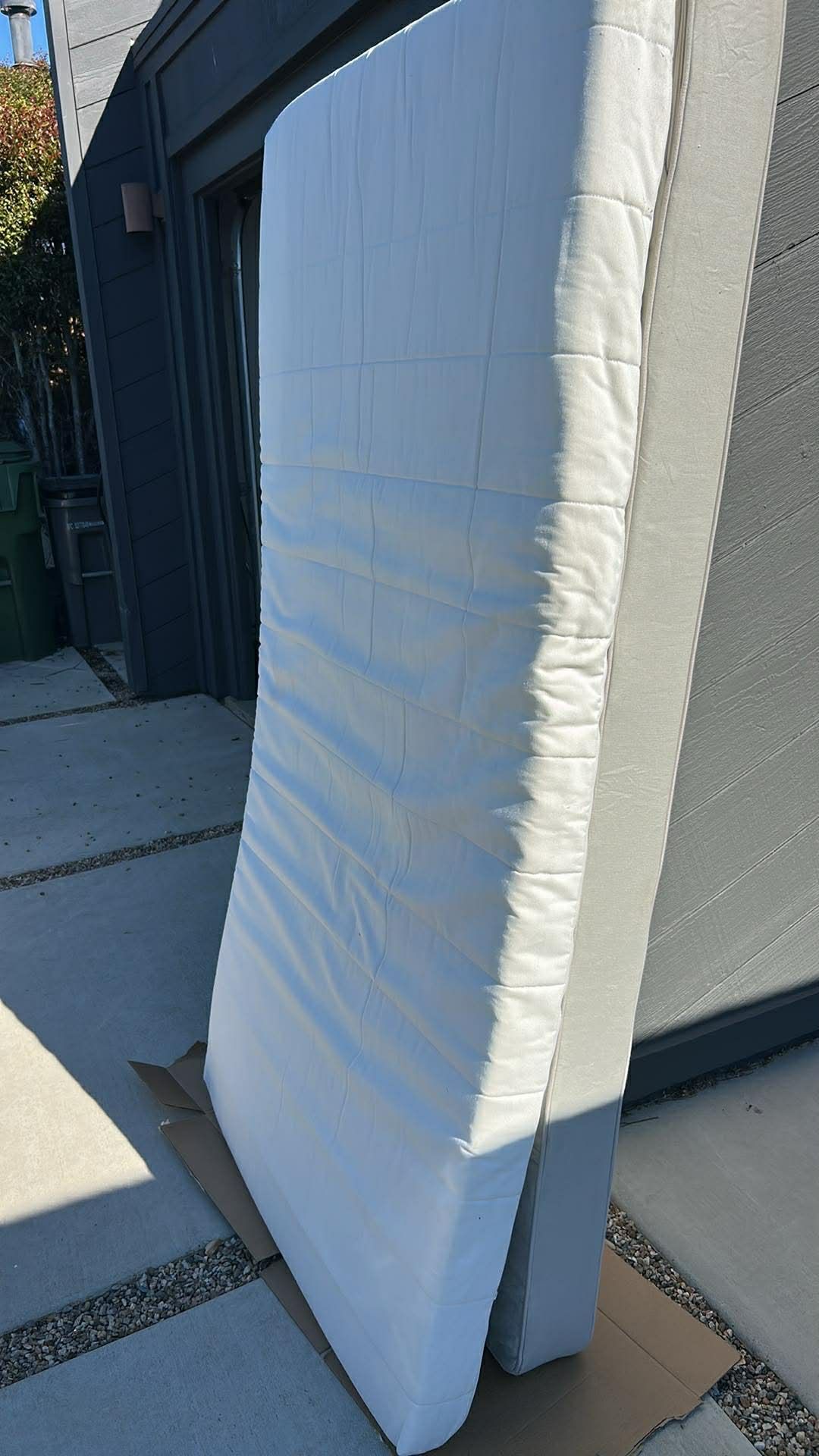Twin Mattress And Mattress Topper