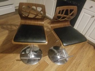 (2) Bar Chairs