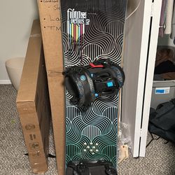 145cm SNOWBOARD + BINDINGS