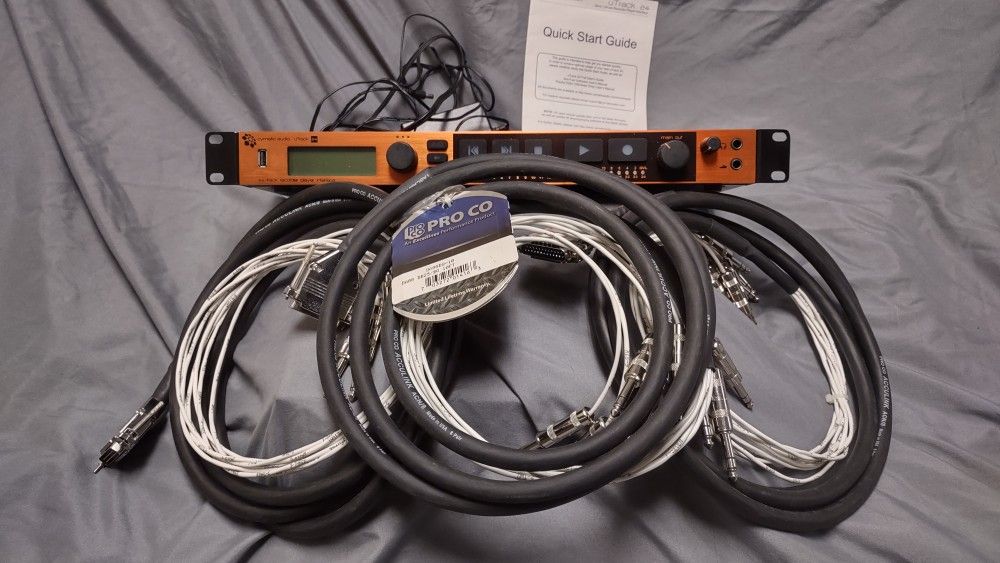 Cymatic Audio uTrack24 w/ 3 interface cables