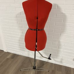 Adjustable Professional Dress Form Stand (For Small to Med) ✂️