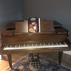 Piano (Chickering) 