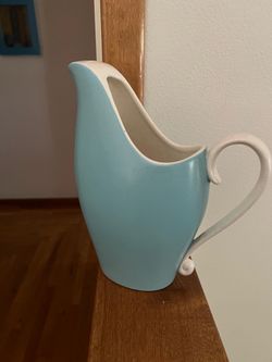 Vintage 1950s Ceramic Metlox Del Rey Pitcher 10”