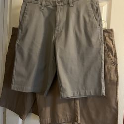 3 Pairs Of Almost New Volcom vmonty Stretch Shorts, Size 32