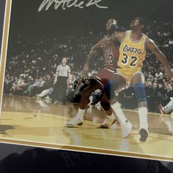 Magic Johnson Signed Photo 