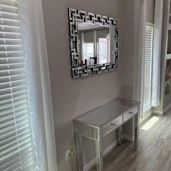 Table and mirror set